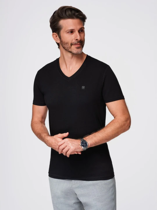 Zdjęcie produktu Męski T-shirt V-NECK z elastanem - czarny V3 - Rozmiar: M Ombre Clothing