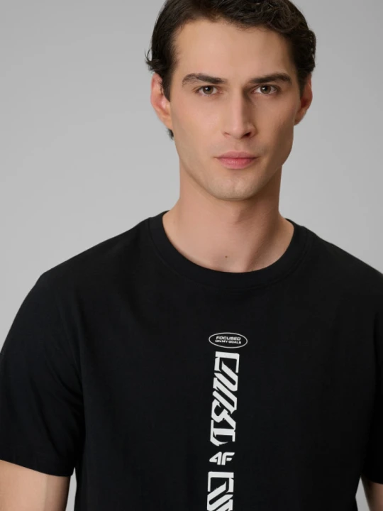 Zdjęcie produktu Męski t-shirt z nadrukiem 4F 4FRSS26TTSHM3771 - czarny
