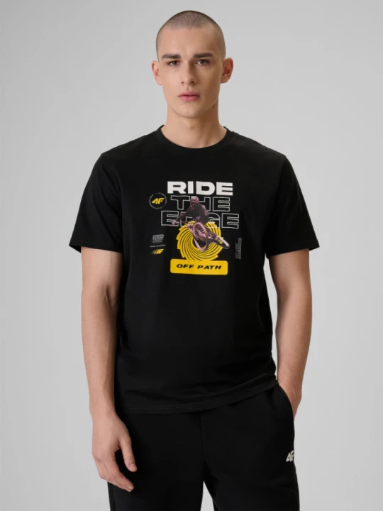 Zdjęcie produktu Męski t-shirt z nadrukiem 4F 4FRSS26TTSHM3874 - czarny