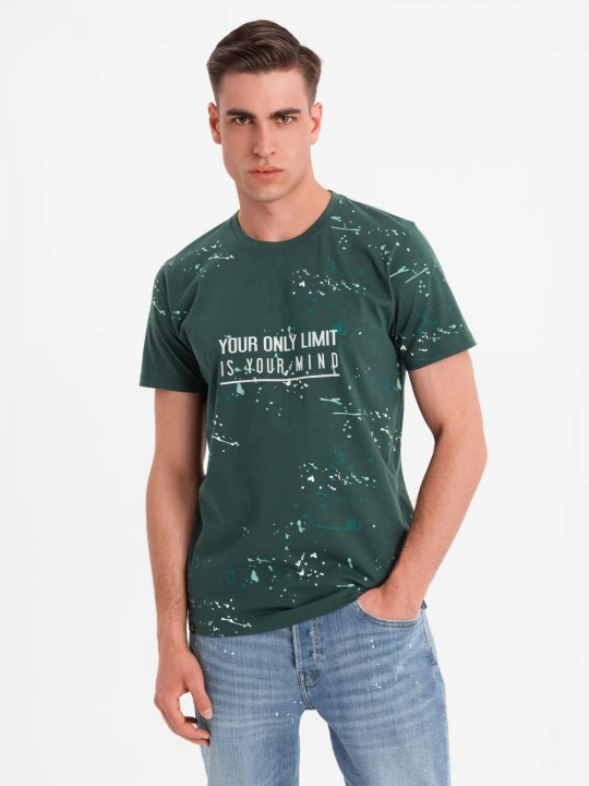 Zdjęcie produktu Męski t-shirt z nadrukiem i okrągłym dekoltem – zielony V3 Ombre Clothing