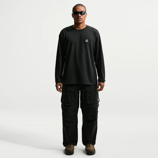Zdjęcie produktu Męskie bojówki z zamkiem Nike ACG Smith Summit - Czerń