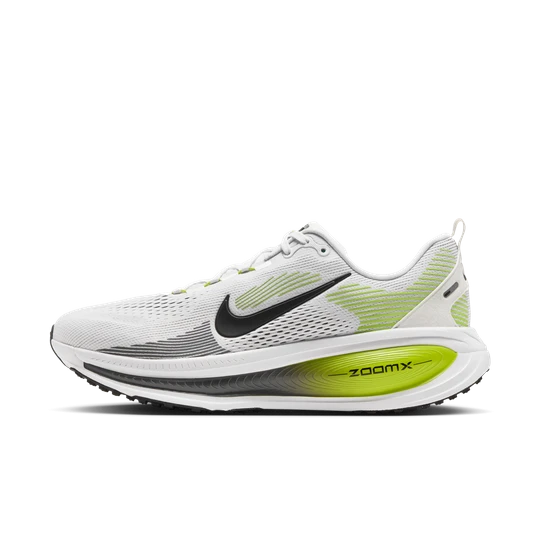 Zdjęcie produktu Męskie buty do biegania po asfalcie Nike Vomero 18 - Biel