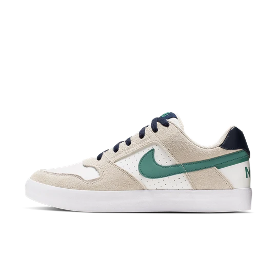 Zdjęcie produktu Męskie buty do skateboardingu Nike SB Delta Force Vulc - Biel