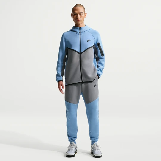 Zdjęcie produktu Męskie dzianinowe joggery Nike Tech - Niebieski