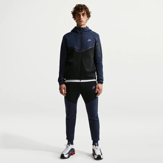 Zdjęcie produktu Męskie dzianinowe joggery Nike Tech - Niebieski