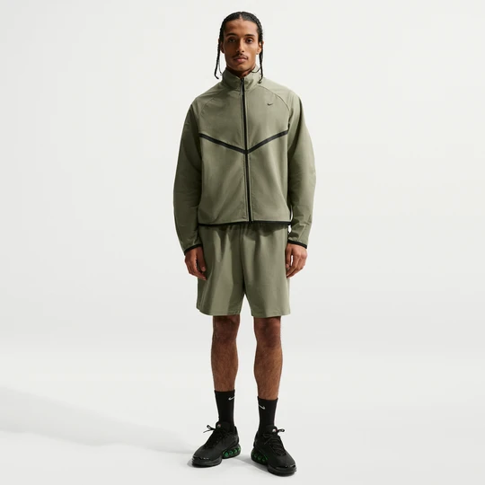 Zdjęcie produktu Męskie dzianinowe spodenki Dri-FIT Shori Nike Tech - Szary