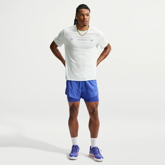 Zdjęcie produktu Męskie hybrydowe spodenki do biegania Nike Stride Dri-FIT 13 cm - Niebieski