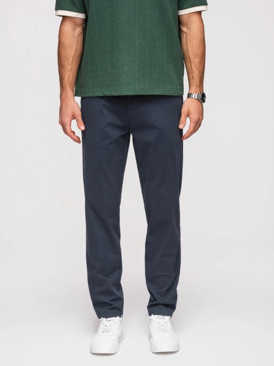 Zdjęcie produktu Męskie jednolite spodnie chino REGULAR FIT – granatowe V4 - Rozmiar: S Ombre Clothing