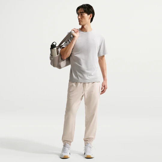 Zdjęcie produktu Męskie joggery Therma-FIT Nike Primary NanoKnit - Brązowy