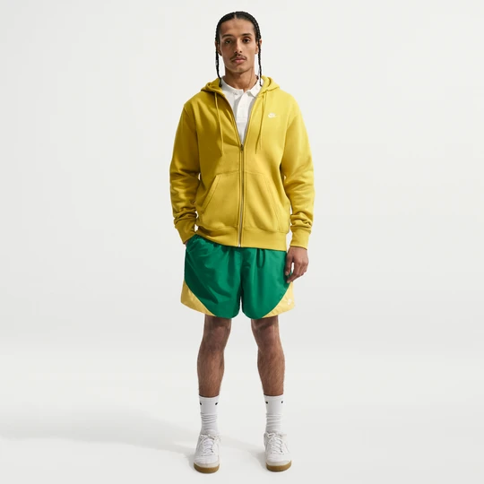 Zdjęcie produktu Męskie lekkie spodenki z tkaniny Nike Windrunner - Zieleń
