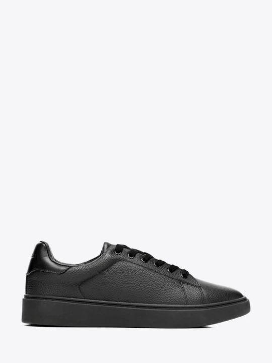 Zdjęcie produktu Męskie sneakersy ze skóry naturalnej licowej czarne Wittchen