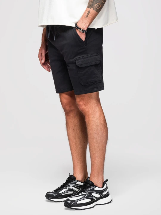 Zdjęcie produktu Męskie spodenki bawełniane cargo z elastycznym pasem – czarne V4 Ombre Clothing