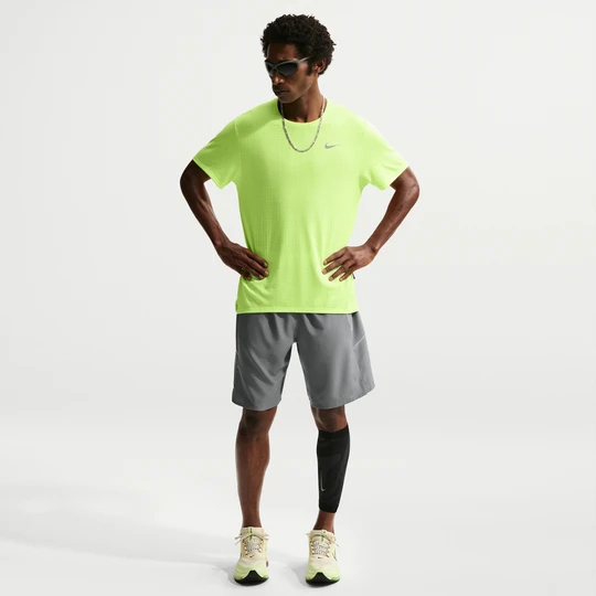 Zdjęcie produktu Męskie spodenki bez podszewki do biegania Nike Miler Dri-FIT 23 cm - Szary