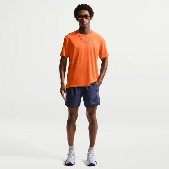 Zdjęcie produktu Męskie spodenki do biegania 2 w 1 Dri-FIT Nike Miler 12, 5 cm - Niebieski