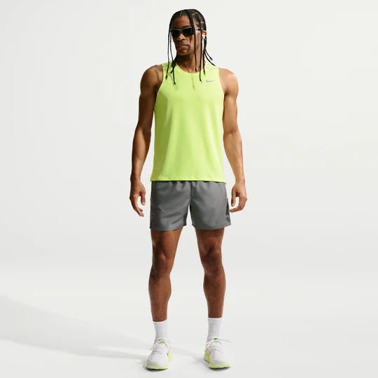 Zdjęcie produktu Męskie spodenki do biegania 2 w 1 Dri-FIT Nike Miler 12, 5 cm - Szary