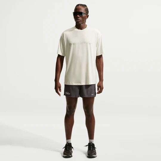 Zdjęcie produktu Męskie spodenki do biegania Nike z wszytą bielizną 8 cm Dri-FIT - Brązowy