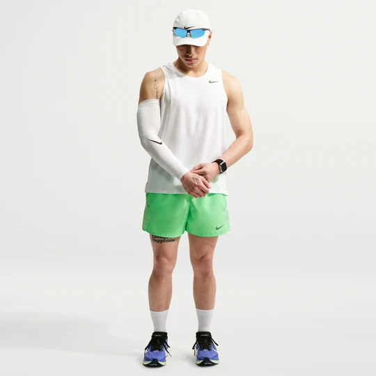 Zdjęcie produktu Męskie spodenki do biegania z wszytą bielizną 13 cm Dri-FIT Nike Miler - Zieleń