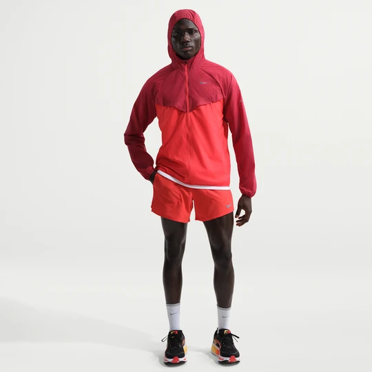 Zdjęcie produktu Męskie spodenki do biegania z wszytą bielizną 13 cm Nike Dri-FIT Stride - Czerwony
