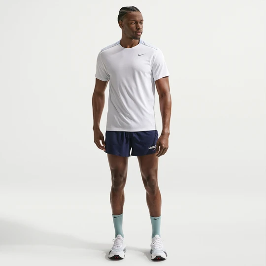 Zdjęcie produktu Męskie spodenki do biegania z wszytą bielizną 13 cm Nike Dri-FIT Stride - Niebieski