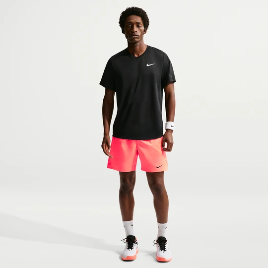 Zdjęcie produktu Męskie spodenki tenisowe Dri-FIT NikeCourt Victory 18 cm - Różowy