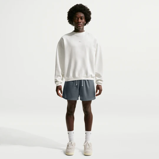 Zdjęcie produktu Męskie spodenki treningowe do koszykówki z siateczki 13 cm Nike Standard Issue - Szary