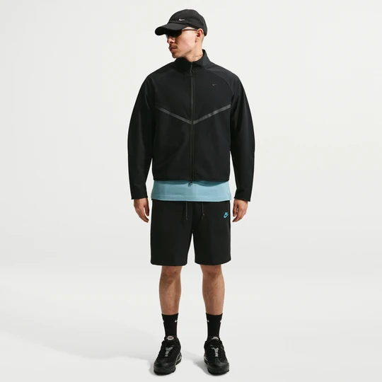Zdjęcie produktu Męskie spodenki z dzianiny Nike Tech - Czerń