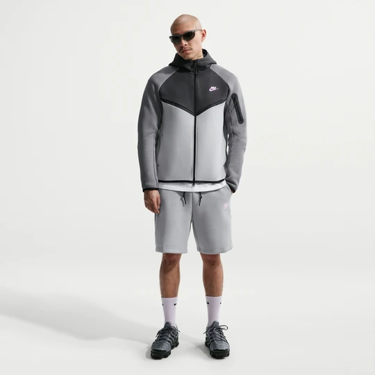 Zdjęcie produktu Męskie spodenki z dzianiny Nike Tech - Szary