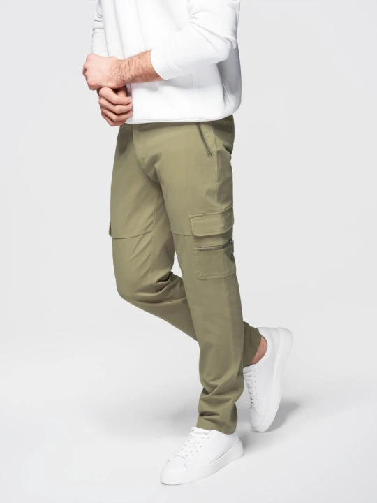 Zdjęcie produktu Męskie spodnie cargo STRAIGHT LEG z kieszeniami zapinanymi na zamek – oliwkowe V2 - Rozmiar: XL Ombre Clothing oliwkowy
