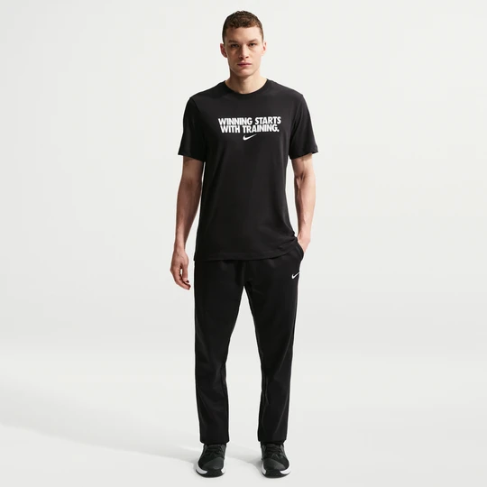 Zdjęcie produktu Męskie spodnie do fitnessu Nike Therma Therma-FIT z luźnymi nogawkami - Czerń