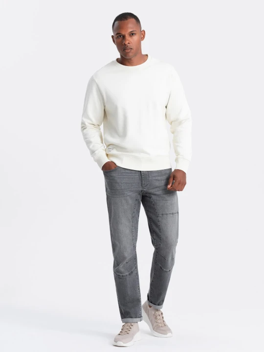 Zdjęcie produktu Męskie spodnie jeansowe TAPERED FIT z przeszyciami i podwiniętymi nogawkami – szare V2 - Rozmiar: S Ombre Clothing