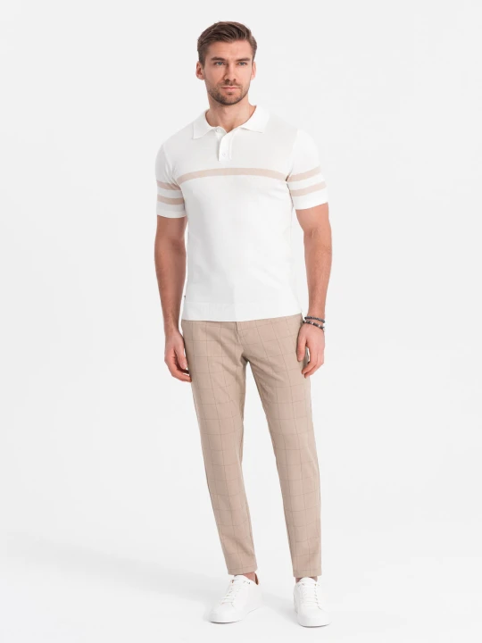 Zdjęcie produktu Męskie spodnie o klasycznym kroju w delikatną kratę - piaskowe V2 - Rozmiar: L Ombre Clothing piaskowy