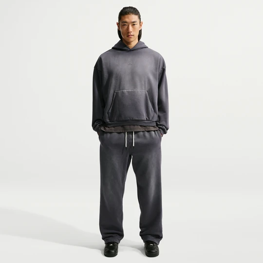 Zdjęcie produktu Męskie spodnie o kroju oversize do koszykówki z grubego, szczotkowanego materiału Nike Standard Issue - Czerń
