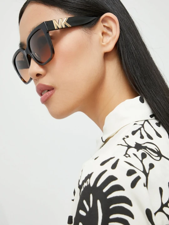 Zdjęcie produktu Michael Kors okulary przeciwsłoneczne KARLIE czarny