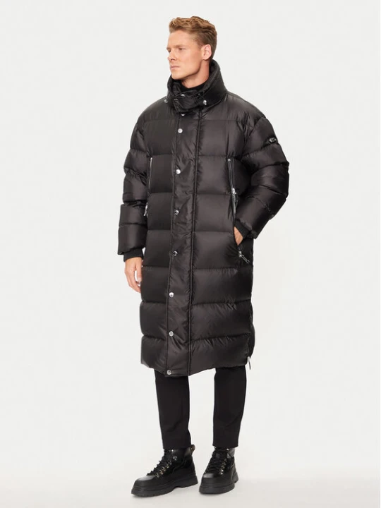 Zdjęcie produktu MICHAEL Michael Kors Kurtka puchowa UF4208I3SB Czarny Relaxed Fit