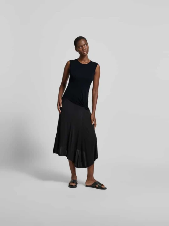 Zdjęcie produktu Midikleid w kroju slim fit z czystej wiskozy Joseph Czarny