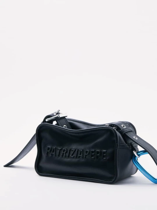 Zdjęcie produktu Mini skórzana torba crossbody (IM)PERFECTION Patrizia Pepe czarny
