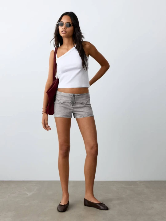 Zdjęcie produktu Miniszorty z ćwiekami szary denim - Teen - - MANGO TEEN