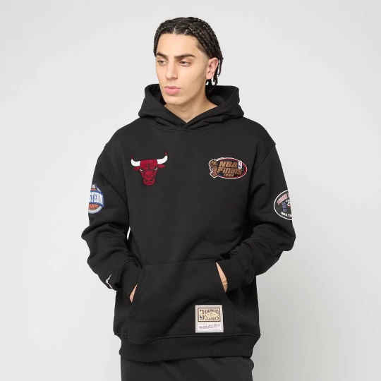 Zdjęcie produktu NBA Black Out Collection Hoodie Chicago Bulls Mitchell & Ness