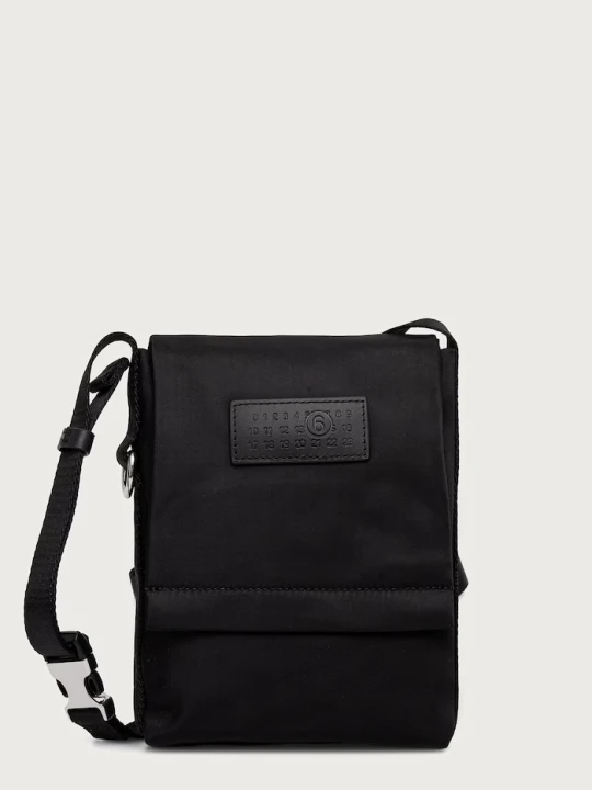 Zdjęcie produktu MM6 Maison Margiela saszetka damska czarny