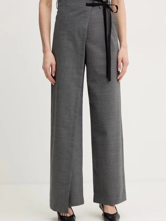 Zdjęcie produktu MM6 Maison Margiela spodnie z dodatkiem wełny szary
