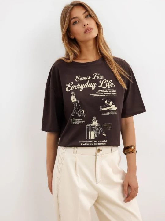 Zdjęcie produktu Mohito - Bawełniany t-shirt z nadrukiem - ciemnobrązowy
