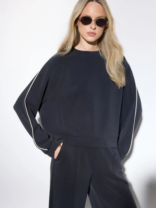 Zdjęcie produktu Mohito - Bluza z modalem - czarny