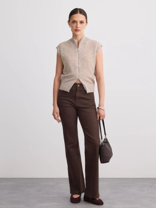 Zdjęcie produktu Mohito - Jeansy flare petite - ciemnobrązowy