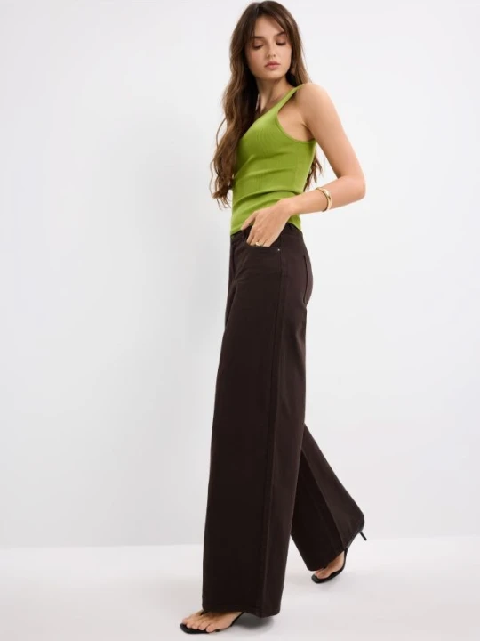 Zdjęcie produktu Mohito - Jeansy wide leg petite - ciemnobrązowy