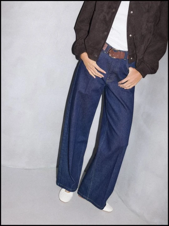 Zdjęcie produktu Mohito - Jeansy wide leg z paskiem - granatowy