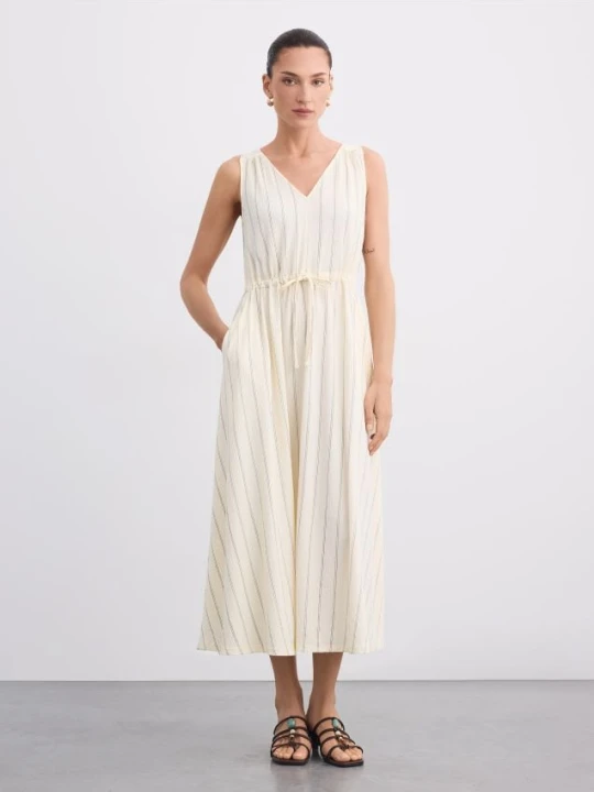 Zdjęcie produktu Mohito - Rozkloszowana sukienka maxi w paski - kremowy