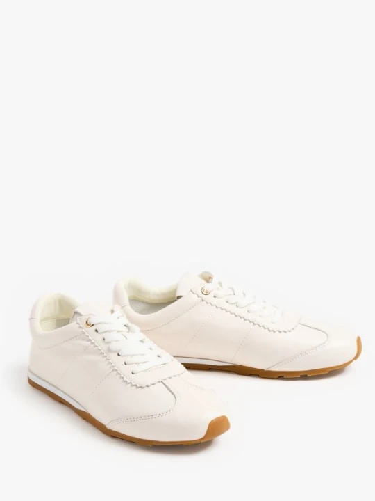 Zdjęcie produktu Mohito - Skórzane sneakersy - biały