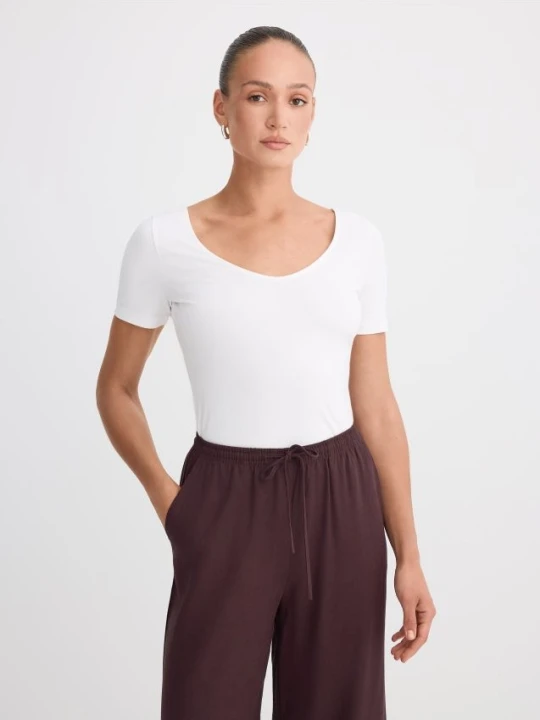 Zdjęcie produktu Mohito - T-shirt z dekoltem V - biały
