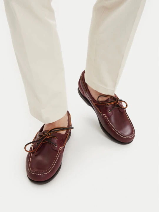 Zdjęcie produktu Mokasyny Timberland Classic Boat 2 Eye TB0250452141 Bordowy