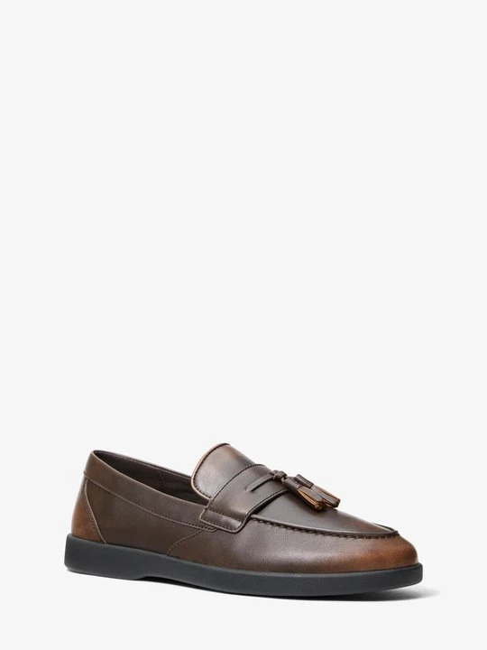 Zdjęcie produktu Mokasyny Wesley ze skóry polerowanej z frędzlami Michael Kors BRĄZOWY (Brązowy)